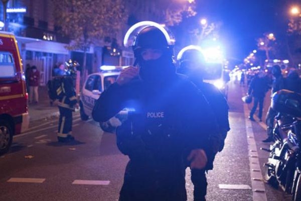 Die Welt: Η Ελλάδα άφησε τρομοκράτες να περάσουν στην Ευρώπη - Διαψεύδει η ΕΛΑΣ