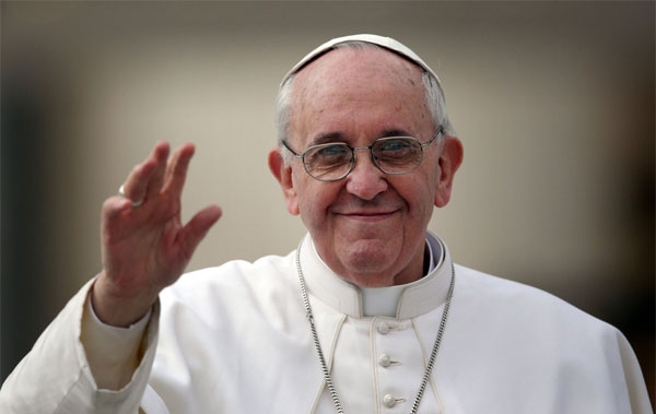 Περισσότερο ρεαλισμό στα ζητήματα ηθικής ζητά ο Πάπας