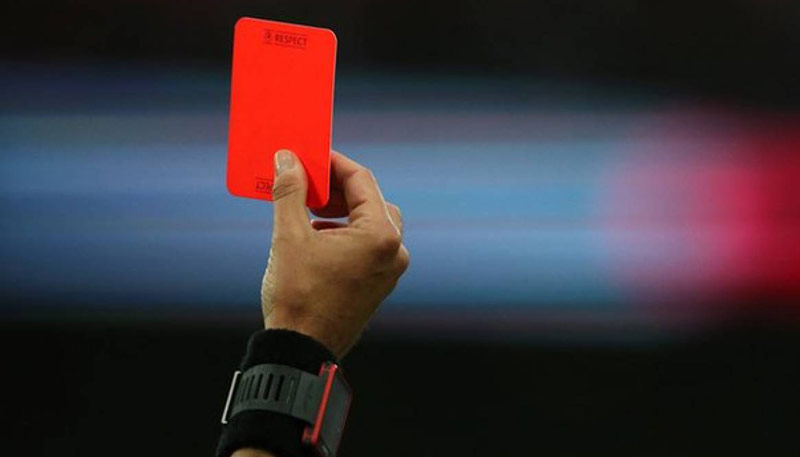 Οι πιο ανόητες κόκκινες κάρτες στην ιστορία του ποδοσφαίρου!