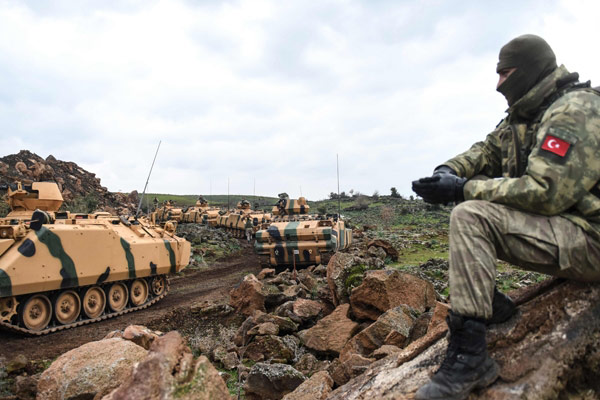 Δεκάδες νεκροί από τουρκική επιδρομή εναντίον συριακών δυνάμεων στην Αφρίν