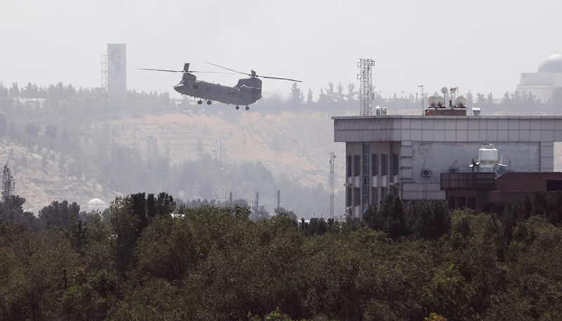 Το Βερολίνο θα στείλει ελικόπτερα στην Καμπούλ για να διασώσουν Γερμανούς πολίτες