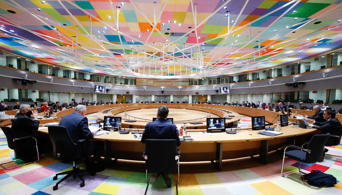 Το Eurogroup ενέκρινε την προεξόφληση του ΔΝΤ από την Ελλάδα